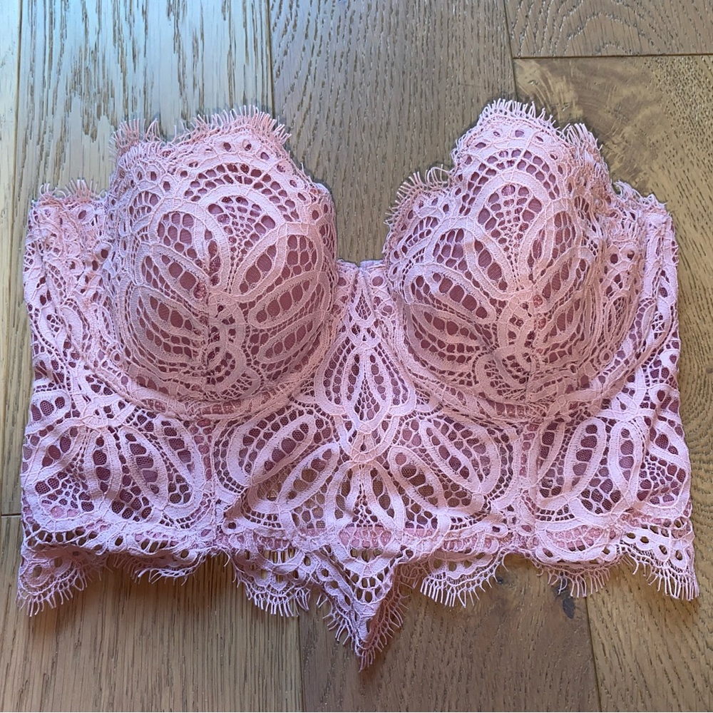 Victoria’s Secret corset bra - XS pink lace